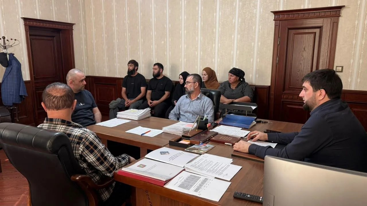 8 октября 2026 года в ГКУ РД «ТУЗСН» прошло очередное заседание межведомственной комиссии, посвящённое предоставлению государственной социальной помощи на основании социального контракта.
